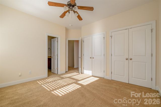 319 Woodvale Place, Charlotte, NC 28208