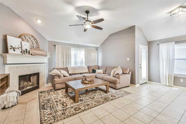 4214 Maidenhead Drive, Pasadena, TX 77504