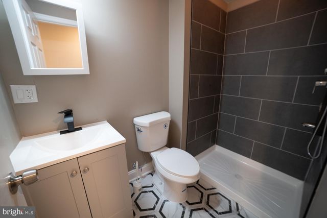 1542 FONTAIN ST, Philadelphia, PA 19121