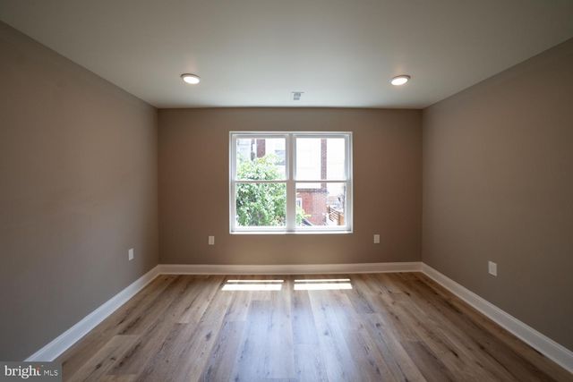 1542 FONTAIN ST, Philadelphia, PA 19121