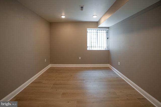 1542 FONTAIN ST, Philadelphia, PA 19121