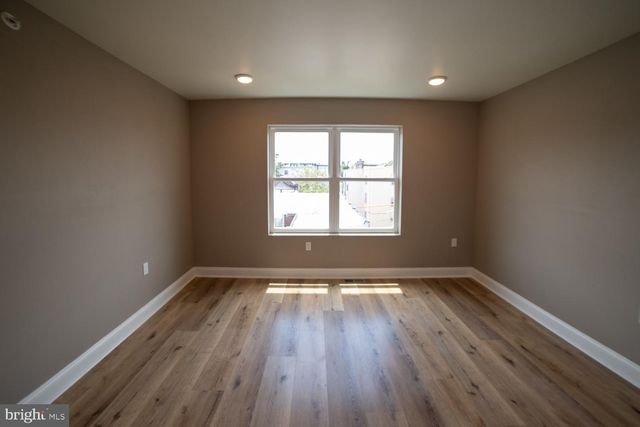1542 FONTAIN ST, Philadelphia, PA 19121