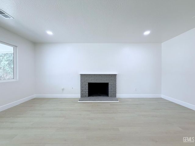 4512 Knoll Drive, Bakersfield, CA 93308