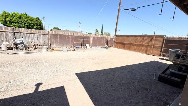 900 E 26 St, Yuma, AZ 85365