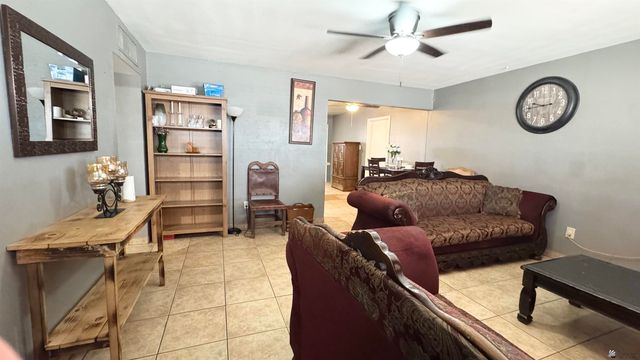 900 E 26 St, Yuma, AZ 85365