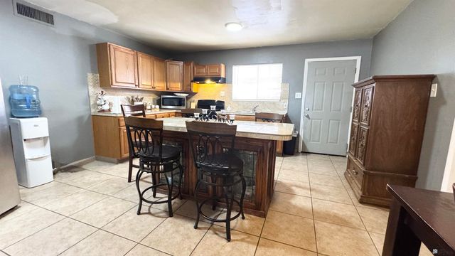 900 E 26 St, Yuma, AZ 85365