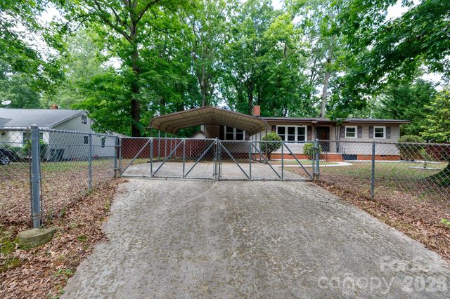 202 Woodlawn Drive, York, SC 29745