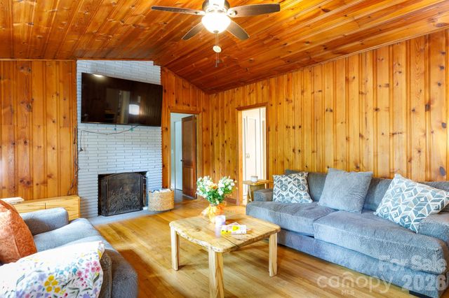 202 Woodlawn Drive, York, SC 29745