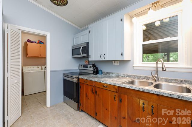 202 Woodlawn Drive, York, SC 29745