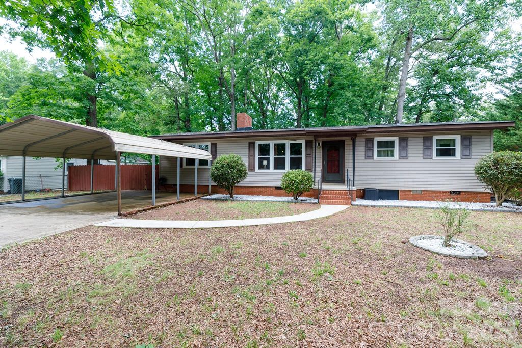 202 Woodlawn Drive, York, SC 29745