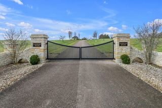 2248 Garner Lane, Lexington, KY 40516