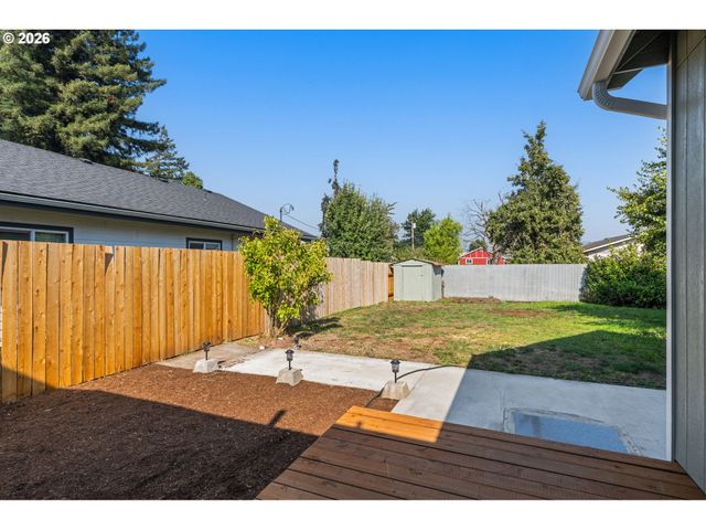 187 37TH St, Springfield, OR 97478