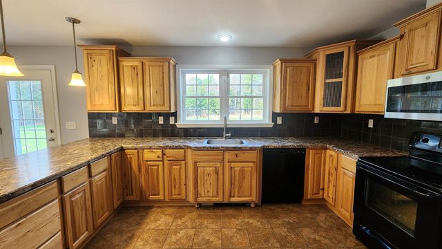 3341 Trebo Road, Chester, VT 05143