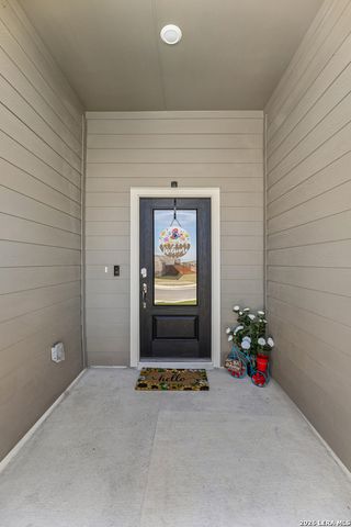 5801 Musquiz Ridge, Seguin, TX 78155