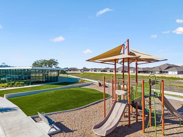 5801 Musquiz Ridge, Seguin, TX 78155