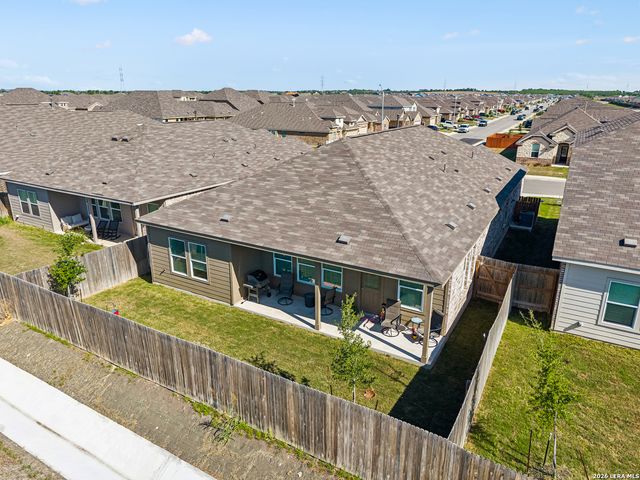 5801 Musquiz Ridge, Seguin, TX 78155