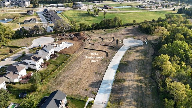 9013 Timberwood Drive, Johnston, IA 50131