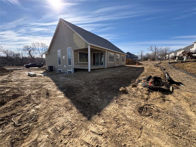 9013 Timberwood Drive, Johnston, IA 50131