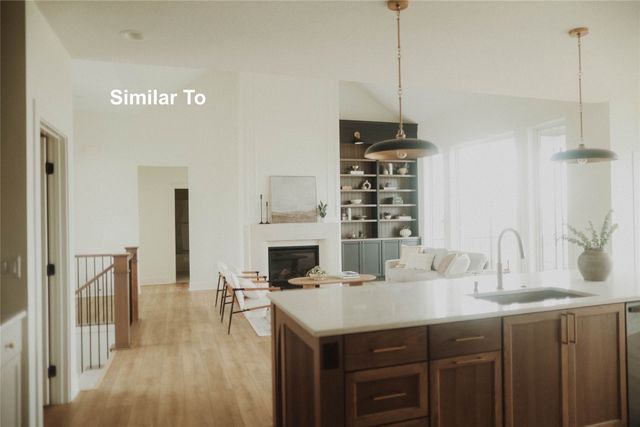 9013 Timberwood Drive, Johnston, IA 50131