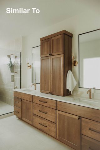 9013 Timberwood Drive, Johnston, IA 50131