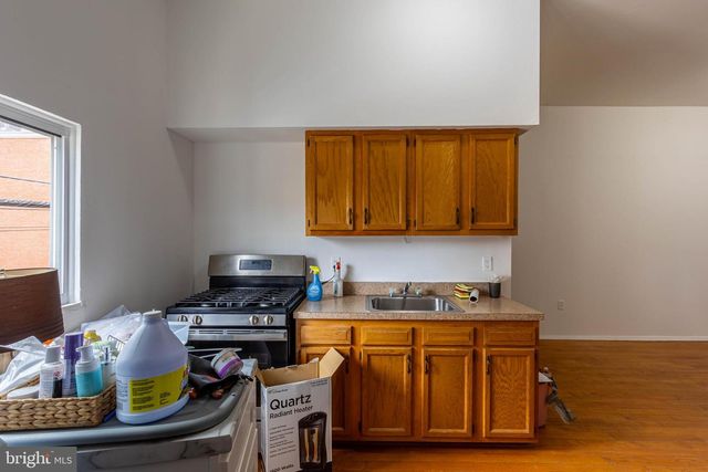 1402 S 2ND ST, Philadelphia, PA 19147