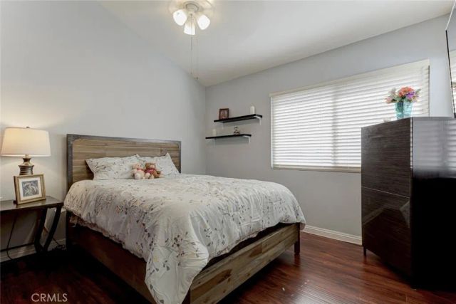 8330 Penfield 11, Winnetka, CA 91306
