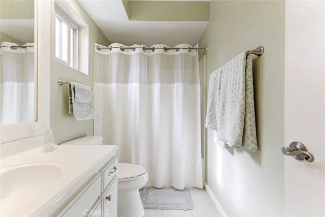 8330 Penfield 11, Winnetka, CA 91306