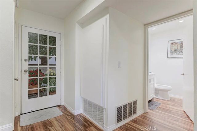8330 Penfield 11, Winnetka, CA 91306