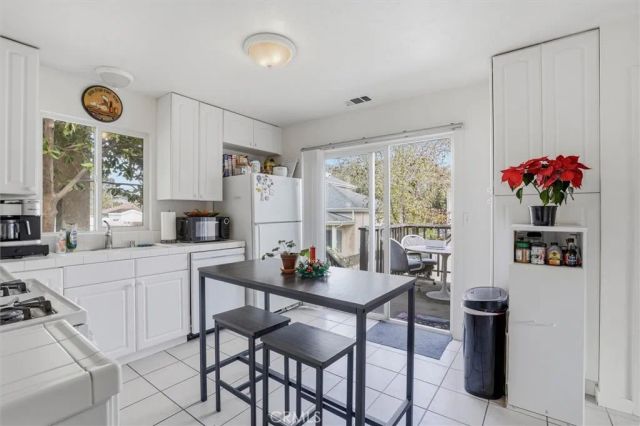 3204 Rockview Place, San Luis Obispo, CA 93401