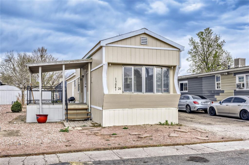 17041 E 16th Avenue, Aurora, CO 80011