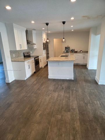 8220 SW 48th St, Miami, FL 33155