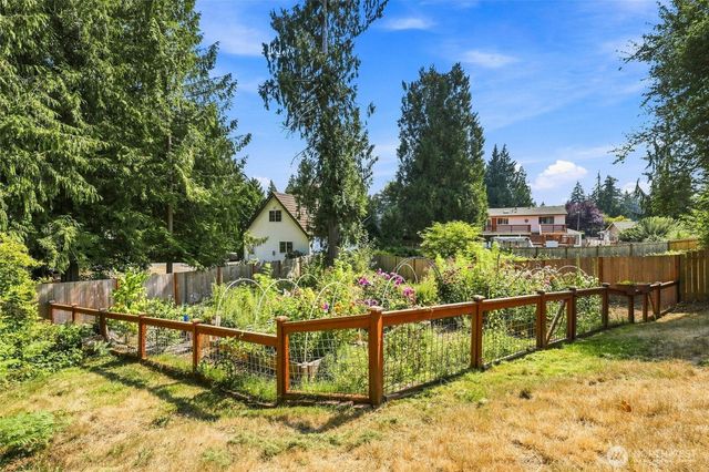 1812 172nd Street SE, Bothell, WA 98012