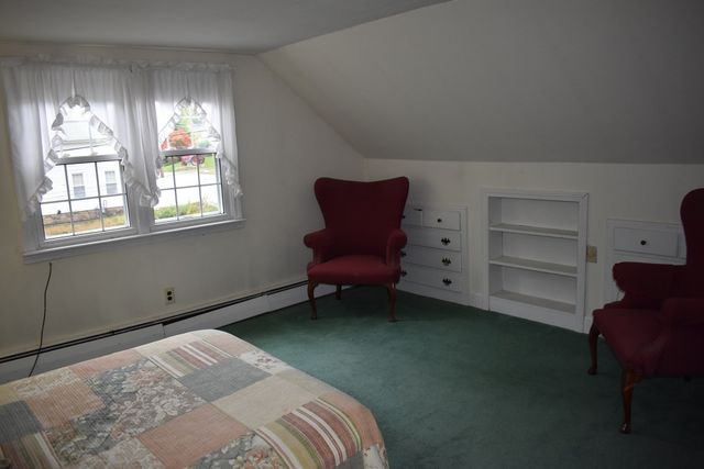 107 Gardner St, Groveland, MA 01834