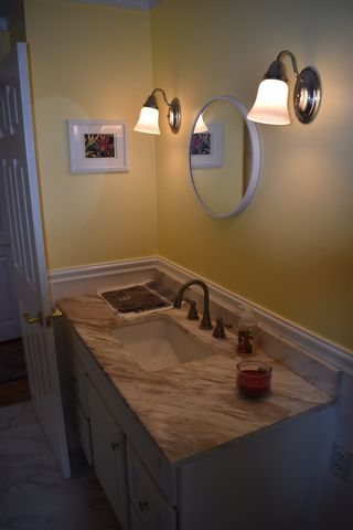 107 Gardner St, Groveland, MA 01834