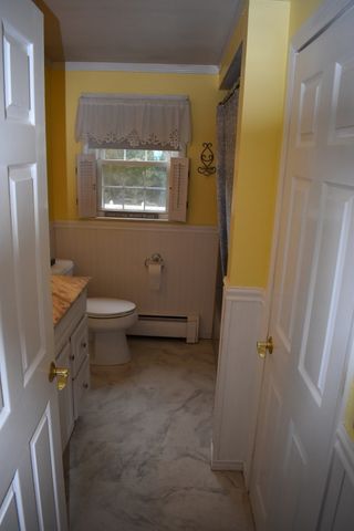 107 Gardner St, Groveland, MA 01834