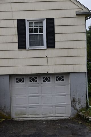 107 Gardner St, Groveland, MA 01834