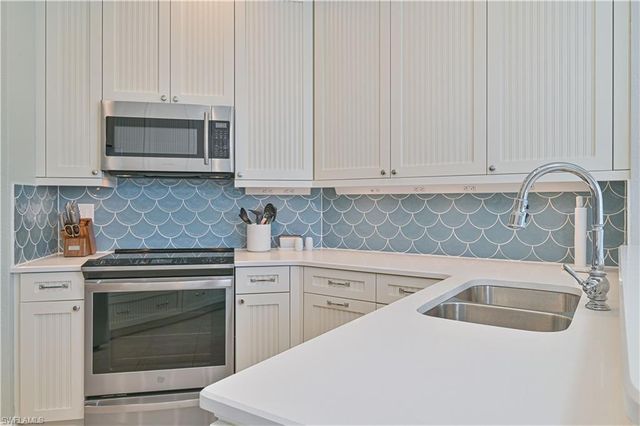 5000 Royal Shores DR 101, Estero, FL 33928
