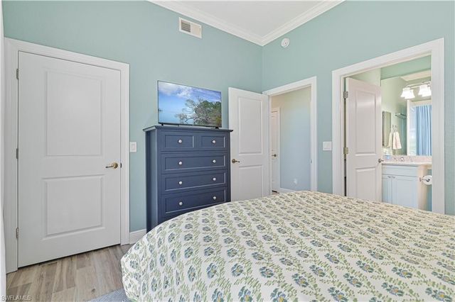 5000 Royal Shores DR 101, Estero, FL 33928