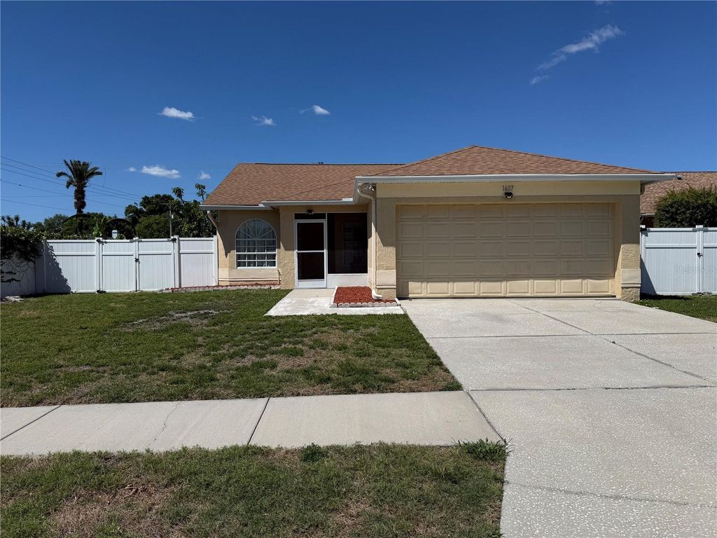 1607 WIDELAKE COURT, Brandon, FL 33511