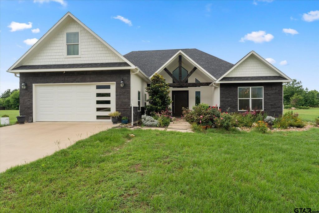 146 CR 4742, Mount Pleasant, TX 75455