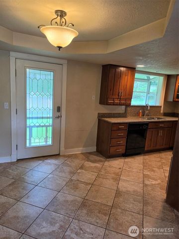 3790 SE Aiken Road, Port Orchard, WA 98366