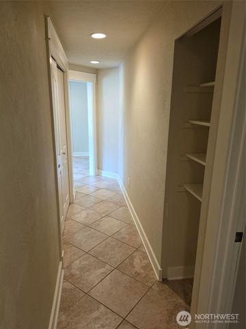 3790 SE Aiken Road, Port Orchard, WA 98366