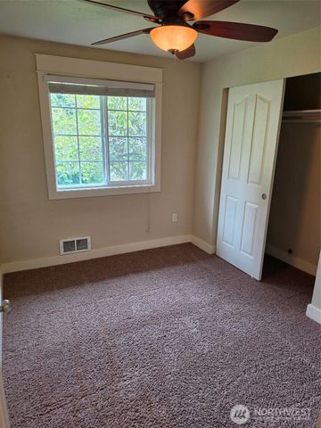 3790 SE Aiken Road, Port Orchard, WA 98366