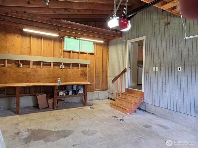 3790 SE Aiken Road, Port Orchard, WA 98366