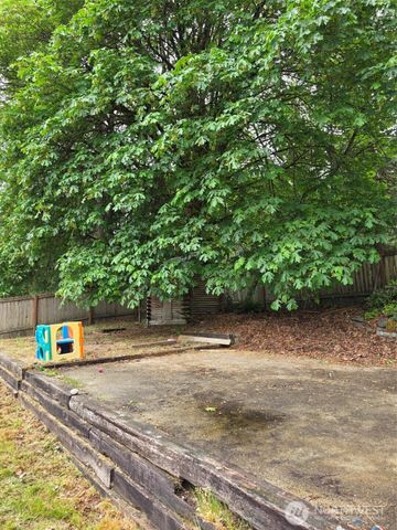 3790 SE Aiken Road, Port Orchard, WA 98366