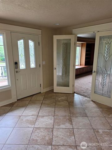 3790 SE Aiken Road, Port Orchard, WA 98366