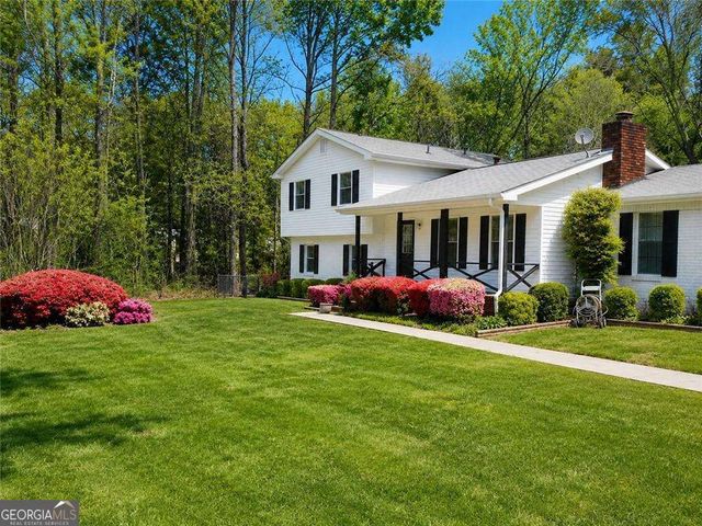 3418 Johnson Dr, Snellville, GA 30039