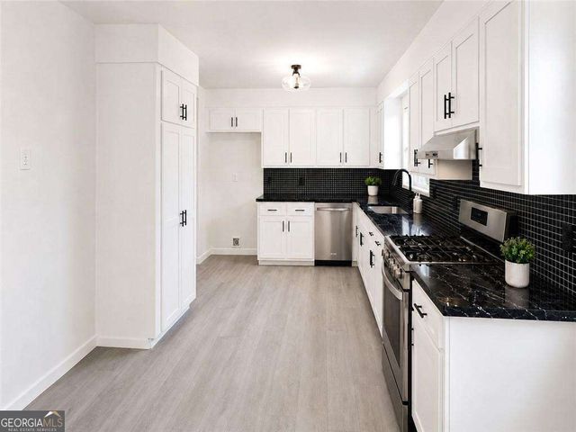 3418 Johnson Dr, Snellville, GA 30039