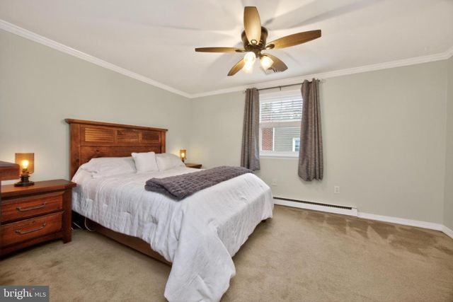 688 S 6TH AVE, Royersford, PA 19468