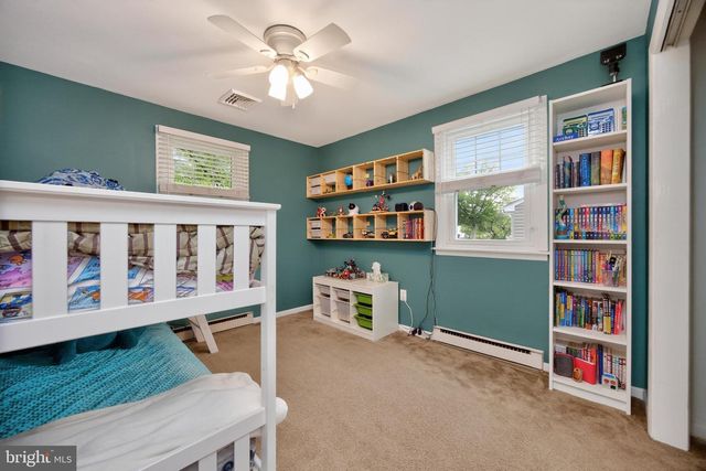 688 S 6TH AVE, Royersford, PA 19468